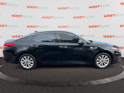Used 2017 Kia Optima EX image 6
