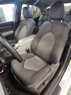 Used 2019 Toyota Camry L image 22