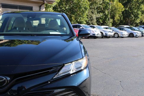 Used 2019 Toyota Camry LE image 13