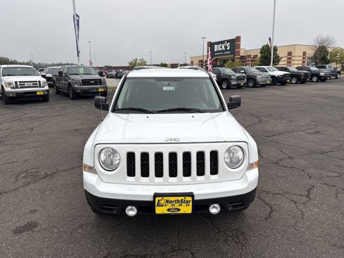 Used 2014 Jeep Patriot Latitude image 2