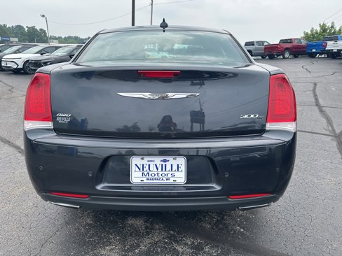 Used 2015 Chrysler 300 S w/ 300S Premium Group image 4