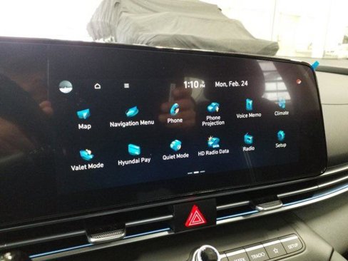 New 2025 Hyundai Elantra SEL w/ Cargo Package image 7