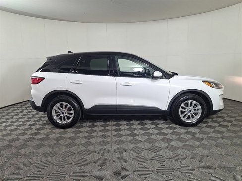 Used 2021 Ford Escape SE image 11