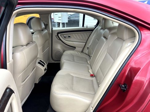 Used 2014 Ford Taurus Limited w/ Equipment Group 301A image 19