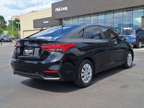 Used 2020 Hyundai Accent SE image 2