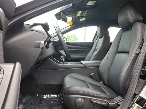 Used 2023 MAZDA MAZDA3 s image 13
