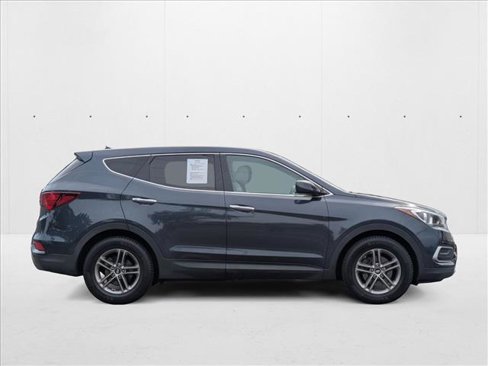 Used 2018 Hyundai Santa Fe Sport image 4