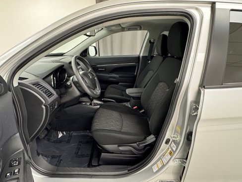 Used 2023 Mitsubishi Outlander Sport AWD image 10