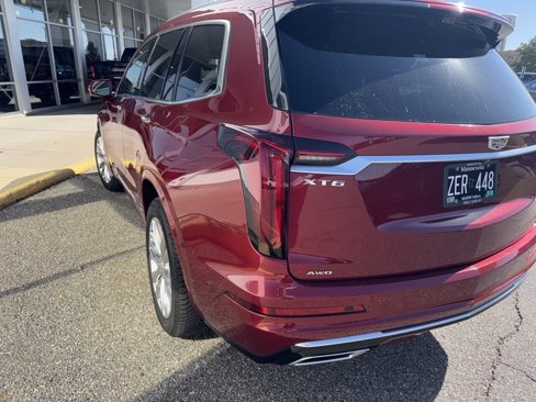 Used 2020 Cadillac XT6 Premium Luxury w/ Platinum Package image 2