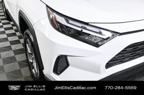 Used 2022 Toyota RAV4 XLE image 36