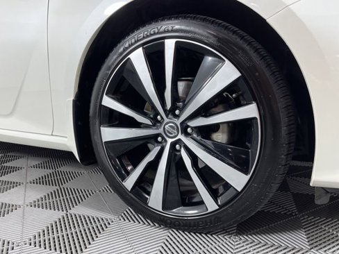 Used 2020 Nissan Altima 2.5 SR image 14