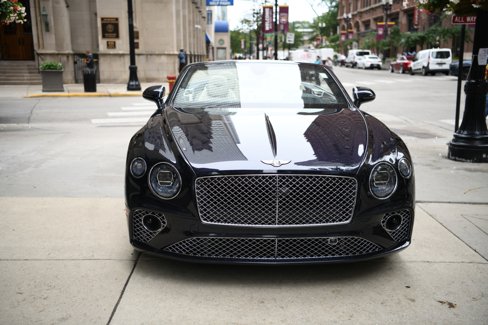 Used 2022 Bentley Continental GT image 2