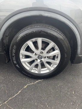 Used 2019 Nissan Rogue SV image 38