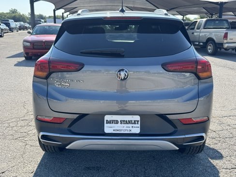 Used 2022 Buick Encore GX Essence image 5