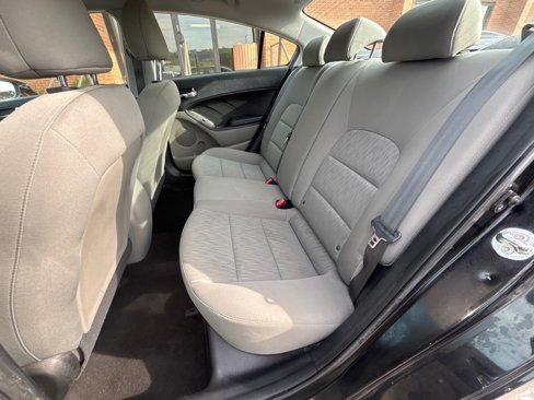 Used 2015 Kia Forte LX image 20