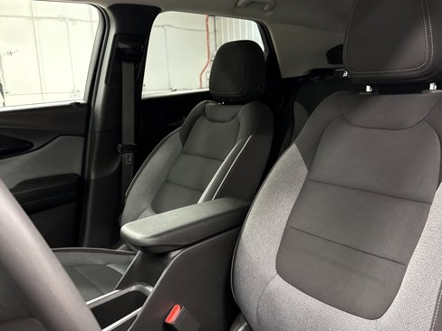 Used 2023 Chevrolet TrailBlazer LT w/ Convenience Package image 5