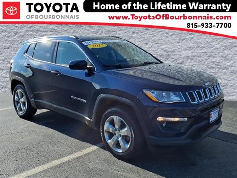 Used 2017 Jeep Compass Latitude image 1