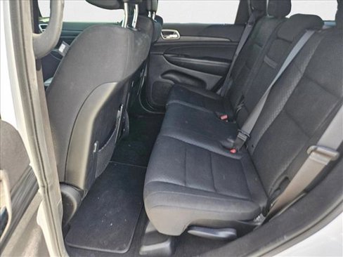 Used 2020 Jeep Grand Cherokee Laredo image 15