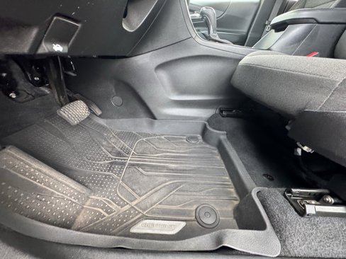 Used 2020 Chevrolet Equinox LT image 17