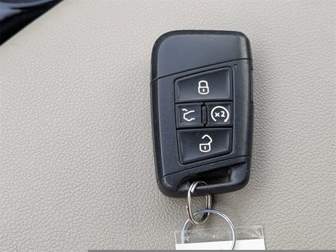 Used 2019 Volkswagen Atlas SEL R-Line image 35