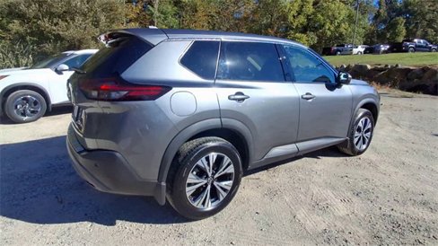 Used 2021 Nissan Rogue SV image 8
