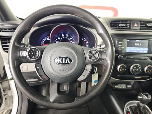 Used 2019 Kia Soul image 14