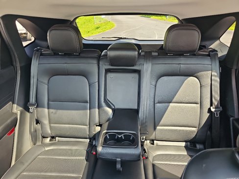 Used 2021 Ford Escape Titanium image 13