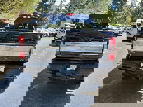 Certified 2022 Ford F350 Platinum image 4