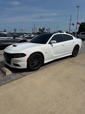 Used 2018 Dodge Charger GT image 1