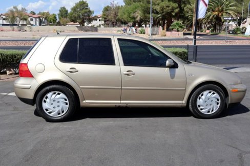 Used 2003 Volkswagen Golf GL image 8