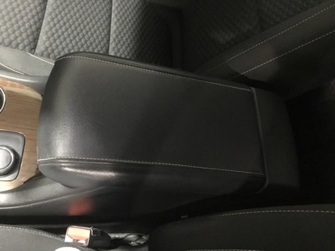 Used 2019 GMC Acadia SLE w/ LPO, Floor Liner Package image 33