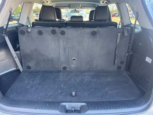 Used 2016 Toyota Highlander LE image 22