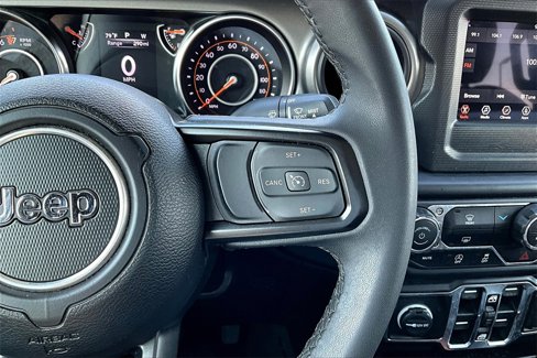 Used 2023 Jeep Gladiator Sport image 20