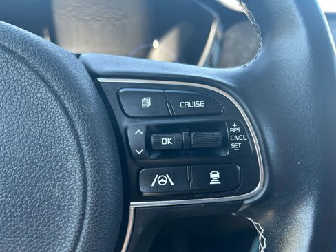 Used 2022 Kia Niro EX image 15