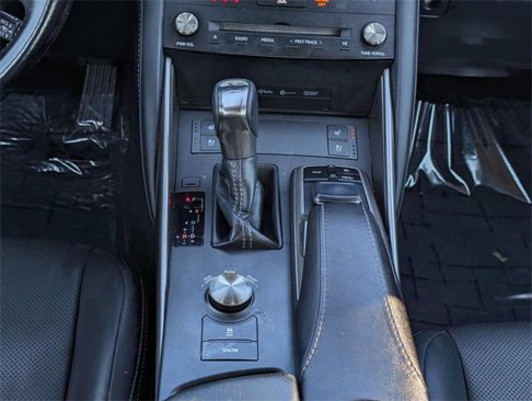Used 2018 Lexus IS 300 image 35