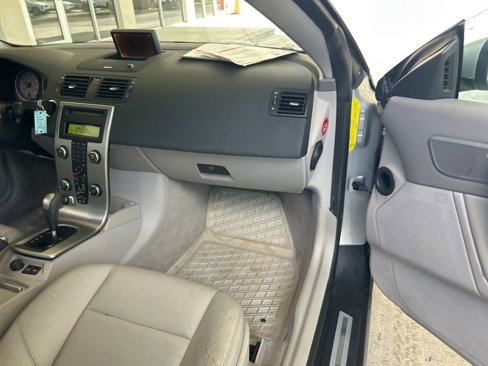 Used 2007 Volvo C70 T5 image 17