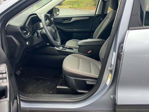 Used 2022 Ford Escape S image 6
