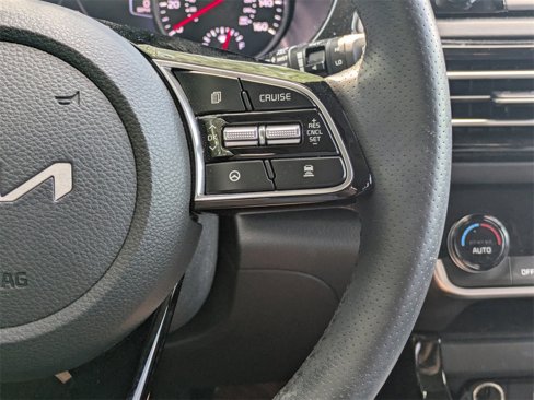 Used 2023 Kia Seltos SX image 19