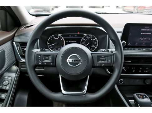Used 2021 Nissan Rogue S image 15