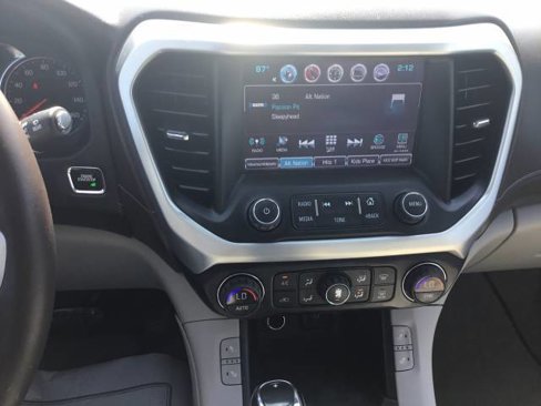 Used 2017 GMC Acadia SLT image 17
