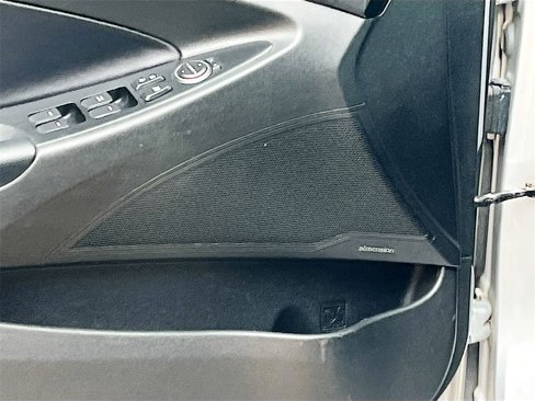 Used 2011 Hyundai Sonata Limited image 17