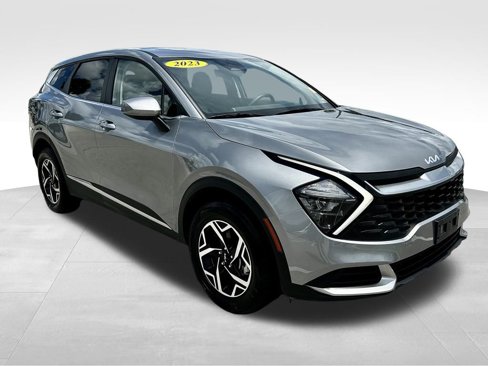 Used 2023 Kia Sportage LX image 2