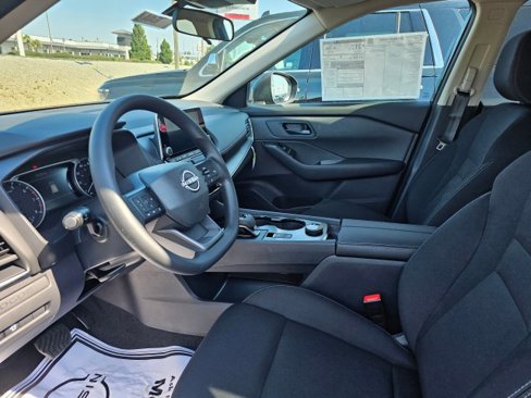 New 2025 Nissan Rogue S image 23