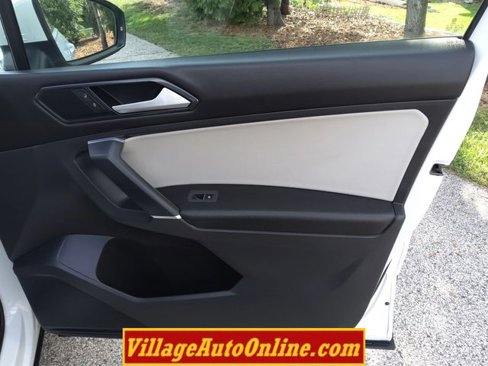 Used 2018 Volkswagen Tiguan SEL image 35