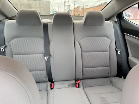 Used 2020 Hyundai Elantra SEL image 33
