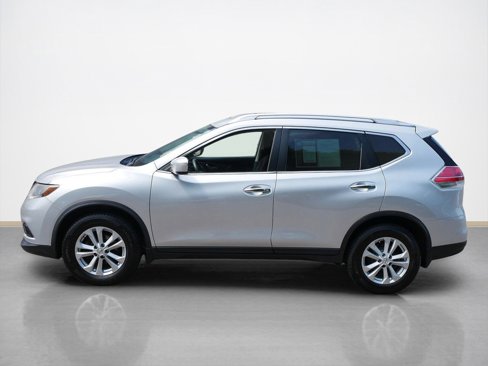Used 2015 Nissan Rogue SV image 6