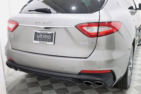 Used 2020 Maserati Levante GranSport image 13