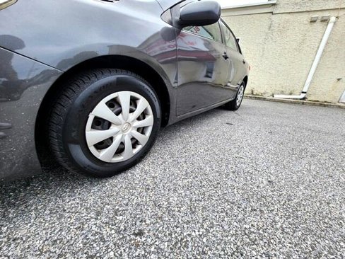Used 2011 Toyota Corolla LE image 18