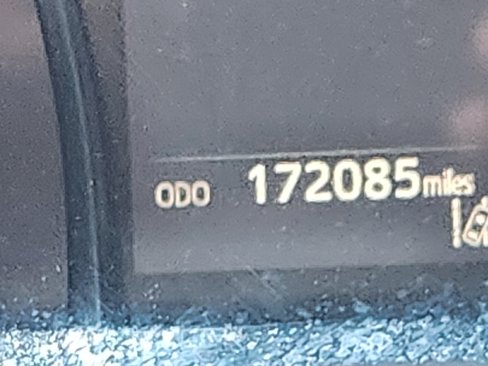 Used 2018 Toyota Camry LE image 16