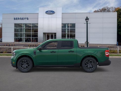 New 2025 Ford Maverick XLT w/ XLT Luxury Package image 3